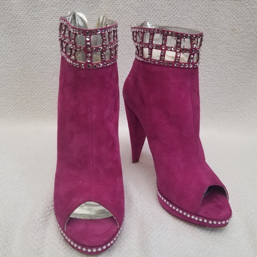 Hot pink new leather booties !